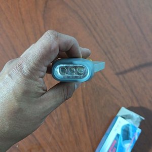 Par de Linternas a Fricción "Hand-pressing Flash Light" Nuevas - imagen 4