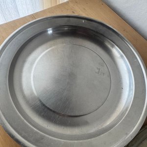 Lote de 3 Fuentes Metálicas Ovaladas y Redonda - imagen 3
