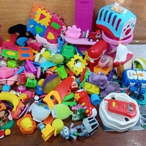 Gran Lote de Juguetes Variados para Niños - imagen 4