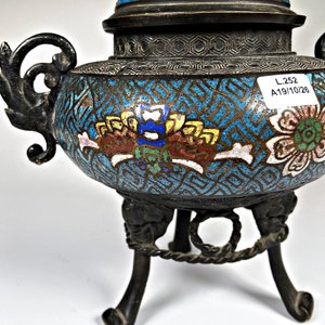 Incensario Bronce Cloisonné con Tapa de Animal Mitológico y Patas - imagen 5