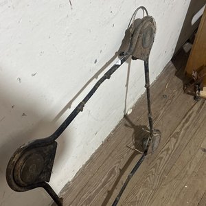 Lote anterior: Soporte Metálico para Rueda de Carro o Carretilla