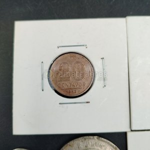 Lote de Monedas Antiguas y Modernas de Colección - imagen 5