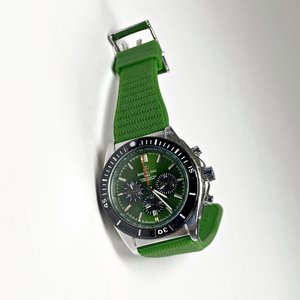 Reloj de Pulsera Breitling Chronomat para Caballero con Malla de Goma Verde - imagen 2