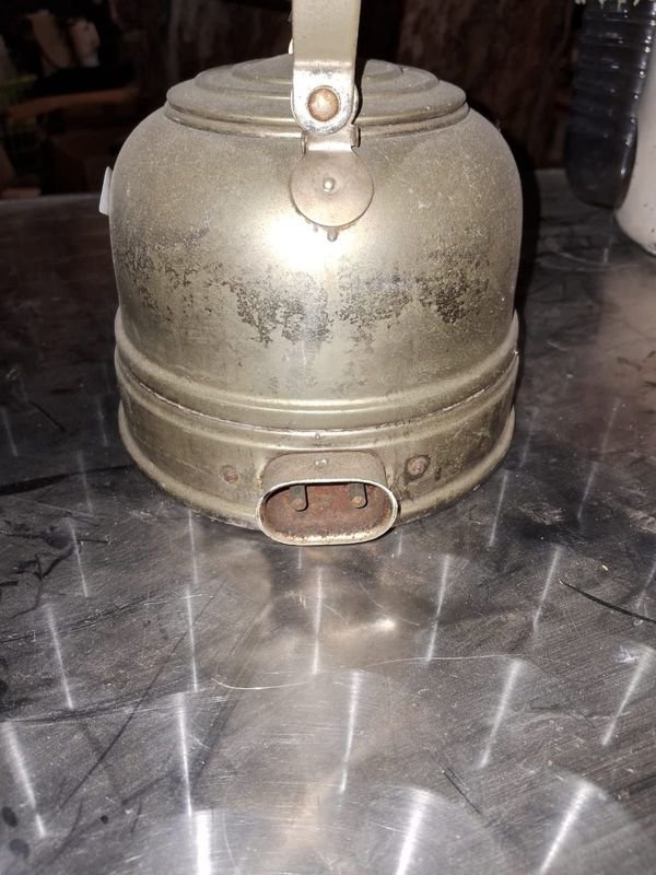 Caldera eléctrica antigua de metal para venta - imagen 2