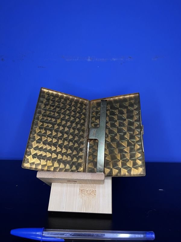 Cigarrera antigua de oro y madera - imagen 3