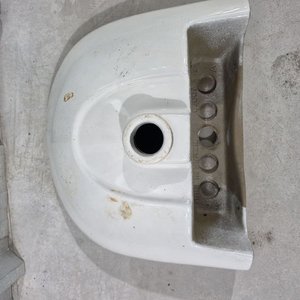 Pileta Lavatorio de Cerámica Blanca Diseño Semicircular - imagen 6