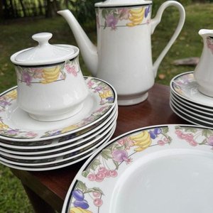 1 juego de 4 platillos y 4 tazas origen China - imagen 2