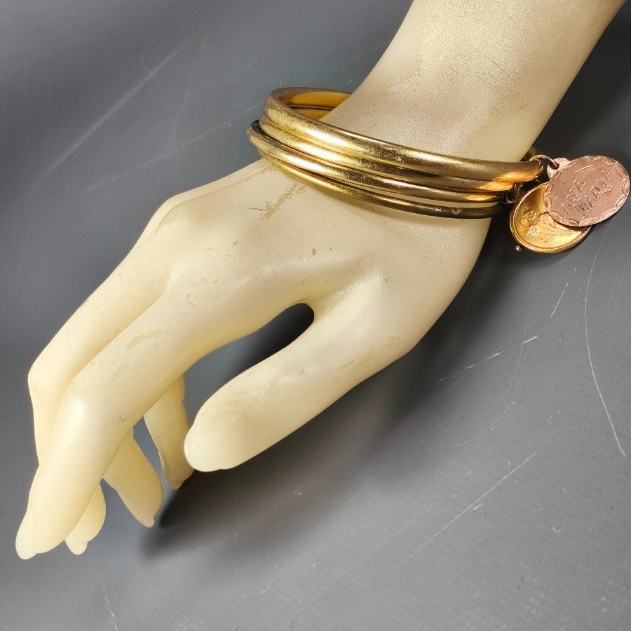 Item 16300 - Image 2