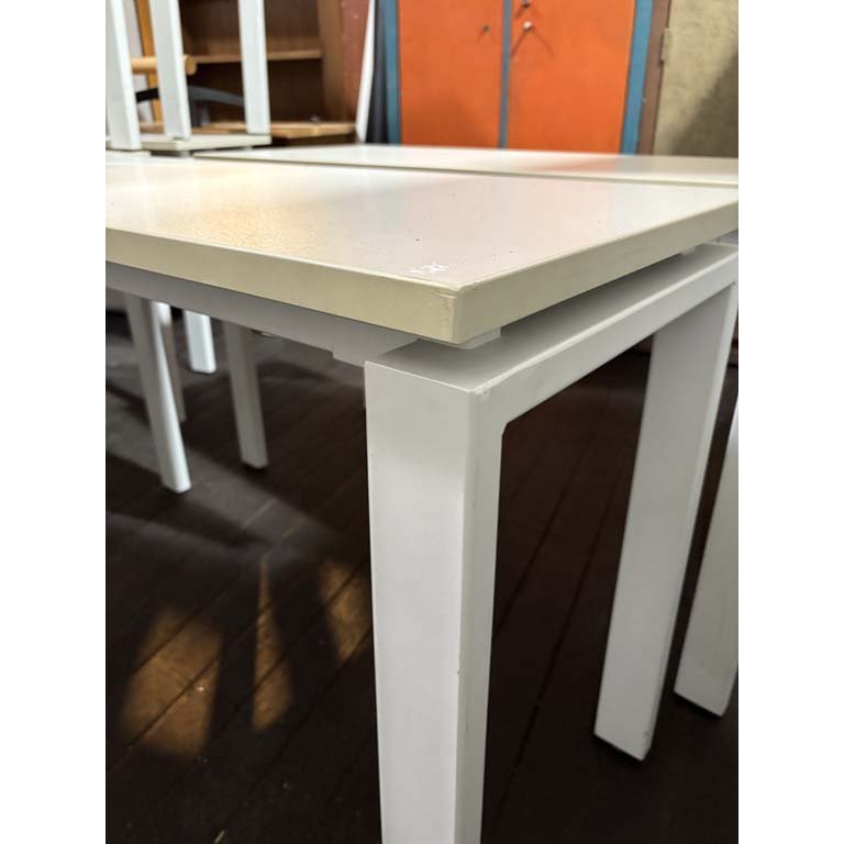 Item 2104711 - Image 1