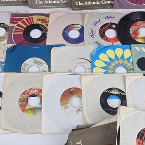 Gran Cantidad de Discos Vinilos Simples de Música Variada - imagen 2
