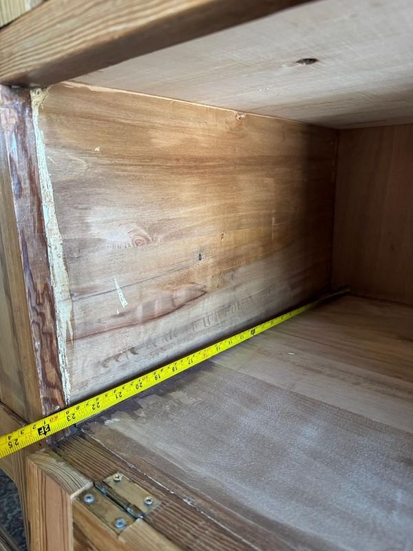 Alacena en Pinotea de 10 Gabinetes con Puertas Vidriadas - imagen 19