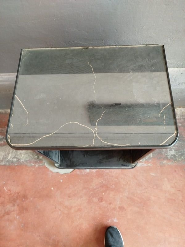 Mesa de TV para almacenamiento y decoración - imagen 2