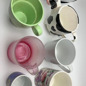 Conjunto de 6 Tazas Variadas: Diseño Vaca, Floral, Vidrio y Más - imagen 2