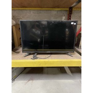 Televisor Panavox 32" con pantalla dañada - imagen 1