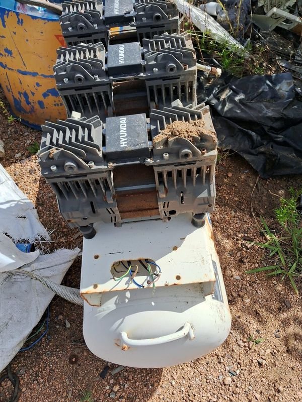 Item 896322 - Image 0