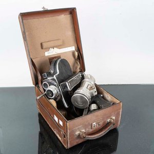 Filmadora Paillard Bolex Vintage con Estuche de Cuero - imagen 1