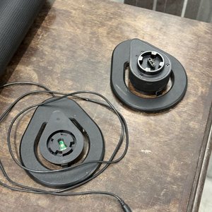 Par de Columnas de Sonido Negras con Conexiones USB, Óptica y AUX - imagen 10
