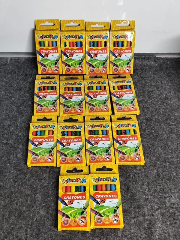 Lote de 14 Cajas de Crayones SylvaPen de 6 Colores