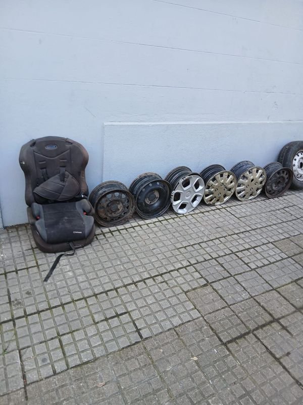 Silla de Auto para Bebé y Llantas Rodado 13