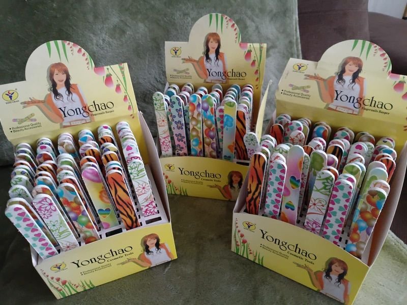 Tres Cajas de Limas de Uñas Yongchao con Diseños Variados