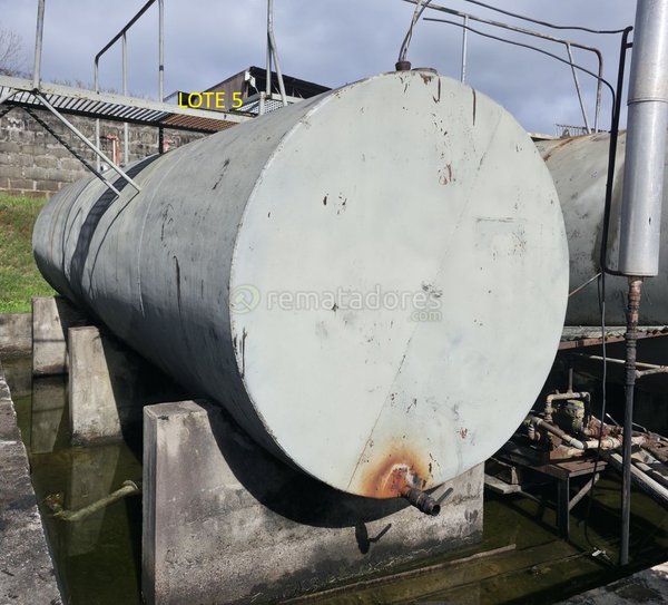 Tanque de Almacenamiento de Combustible Industrial Grande