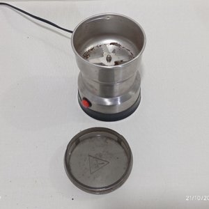 Set de Cafeteras Italianas y Molinillo Eléctrico de Café - imagen 4