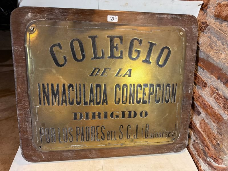 Item 905637 - Image 1