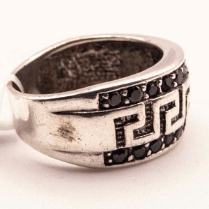Anillo de Plata con Piedras Negras y Diseño Grecorromano - imagen 2