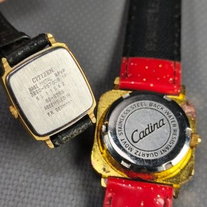 Dos Relojes de Dama: Cadina Classic Esfera Roja y Citizen Cuadrado - imagen 4