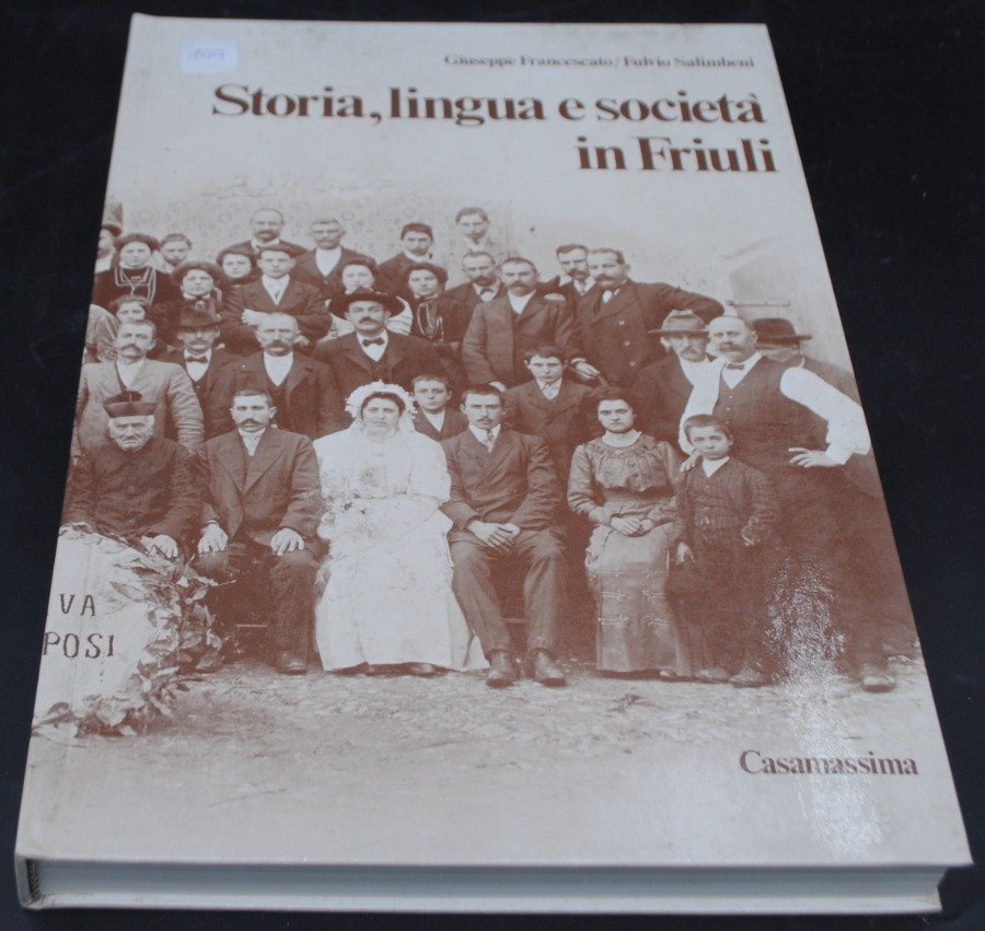 Libro de historia y lingua en friuli
