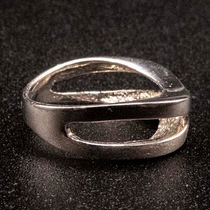 Anillo de Plata 925 con Diseño Moderno - imagen 2