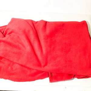 Trece Metros de Tela Variada: Morado, Gris, Verde y Rojo Estampado - imagen 9