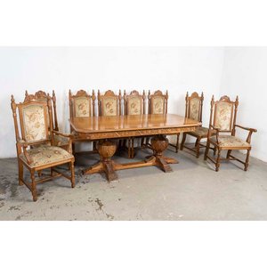 Lote anterior: Juego de Comedor Estilo Tudor: Mesa con 6 Sillas y 2 Butacas Tapizadas
