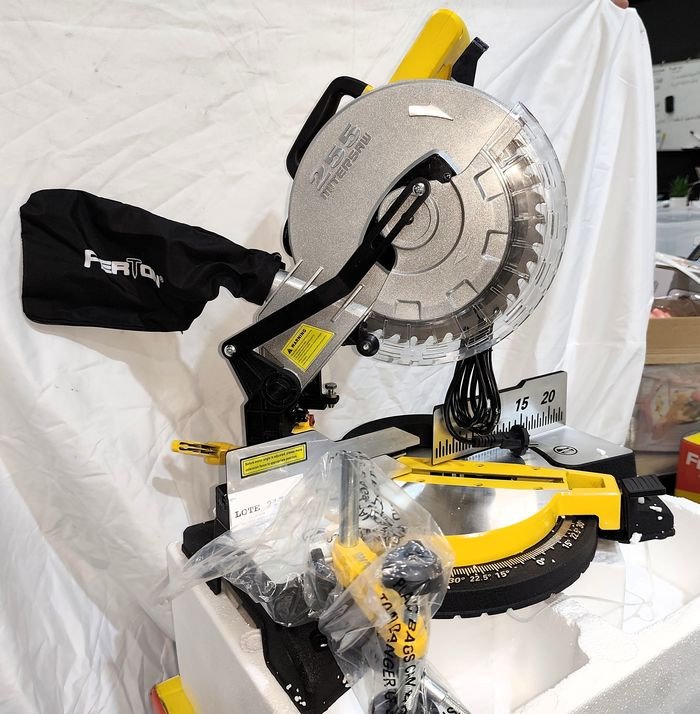 Item 16520 - Image 3