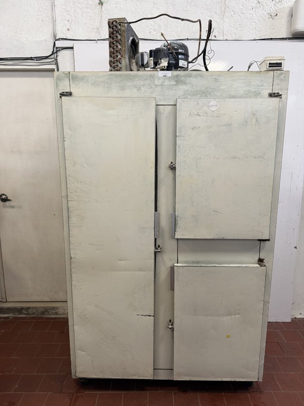 Cámara de Frío Industrial con Gavetas para 20 Bandejas - imagen 1