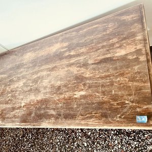 Juego de Comedor: Mesa de Madera con 3 Sillas Estilo Rústico - imagen 3