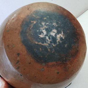 Olla Antigua de Cobre con Asas de Hierro - Decoración Rústica - imagen 4