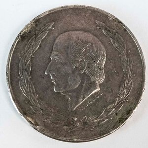 Lote siguiente: Moneda Mexicana de Plata 5 Pesos de 1953