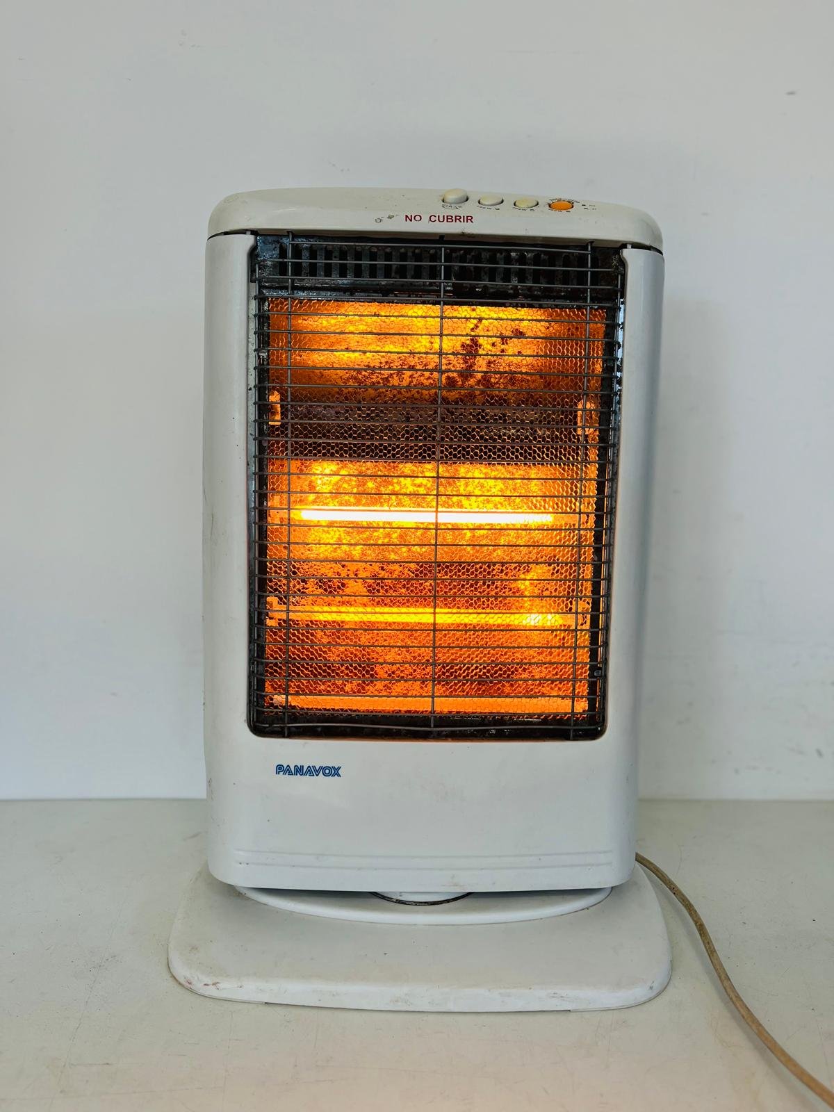 Estufa Eléctrica Panavox Blanca