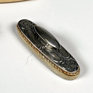 Tres Pulidores de Uñas (Polissoir) con Detalles en Plata y Baquelita - imagen 2