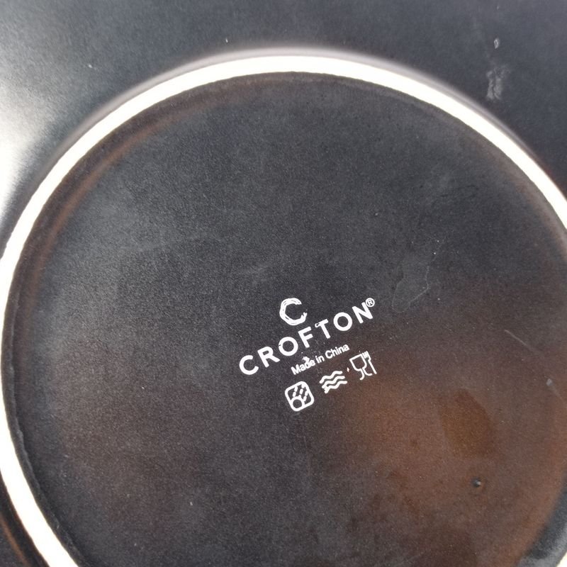 Platos de color negro Crofton - imagen 4