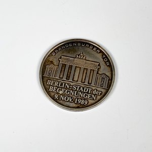 Moneda de Plata "Brandenburger Tor - Berlin-Stadt der Begegnungen 9. Nov. 1989" - imagen 3