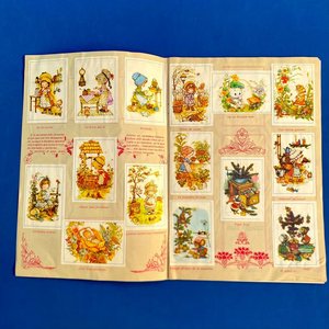 Álbum de Figuritas "Días Felices" con Figuras Recortables y Bolsa Sellada - imagen 4