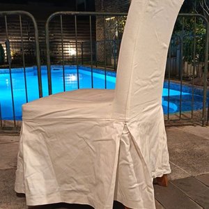 6 Fundas de Tela Beige para Sillas - Con Detalles de Uso - imagen 2