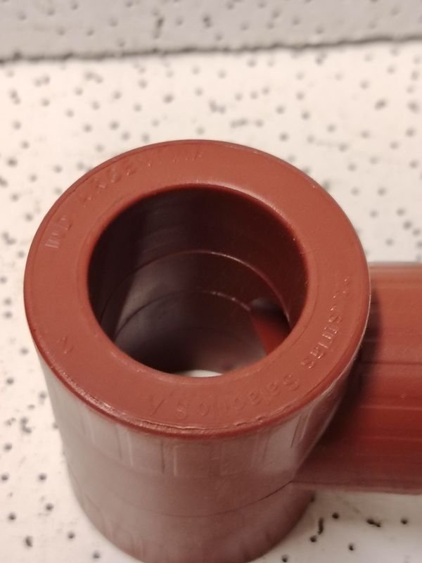 Tubería de T con tres vías en plástico - imagen 2