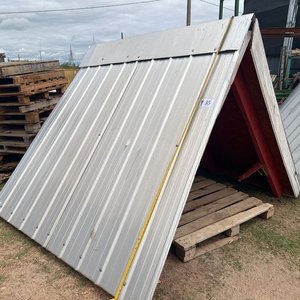 Techo Metálico con Estructura de Madera y Revestimiento Interior - imagen 3