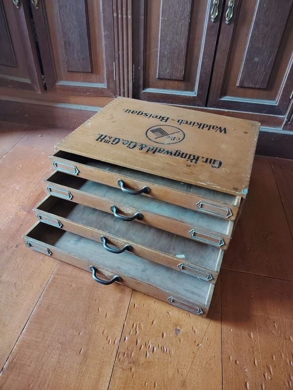 Cajonero de madera haya con 5 cajones, marca Chr. Ringwald & Cie. GmbH