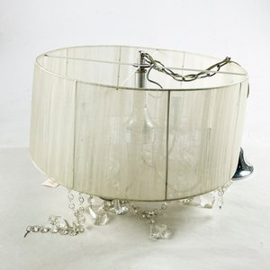 Lote siguiente: Colgante en metal 4 luces con pantalla 32x43