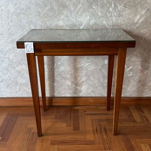 Mesa Auxiliar Rectangular de Madera con Tapa de Vidrio - imagen 3