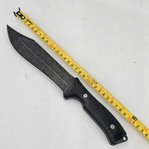 Cuchillo de hoja fija con vaina negra - imagen 6